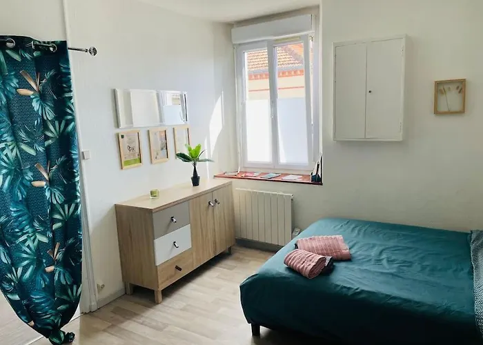 Maisonnette Safari Planete Sauvage Et Ocean Sainte-Pazanne